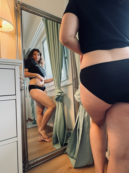Culotte menstruelle Ophelia flux moyen bio Sherydane-suisse