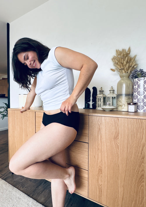 Shorty menstruel flux abondant - sport - nuit-jour-coton-bio-Sherydane-suisse