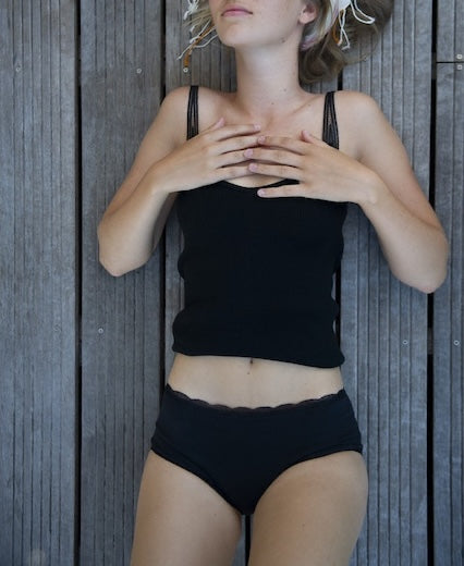 Shorty menstruel dentelle - Ultra-absorbant 🩸🩸🩸🩸